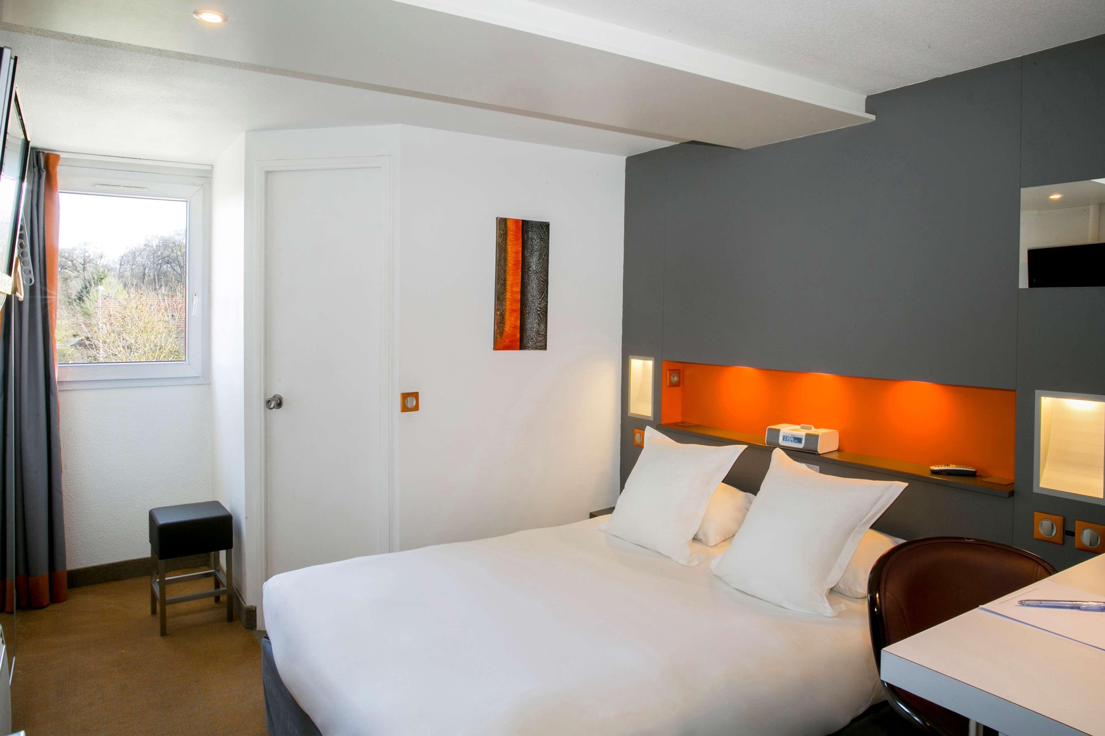 Hotel Best Western The Wish Versailles Guyancourt Bagian luar foto