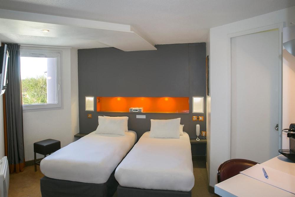 Hotel Best Western The Wish Versailles Guyancourt Bagian luar foto
